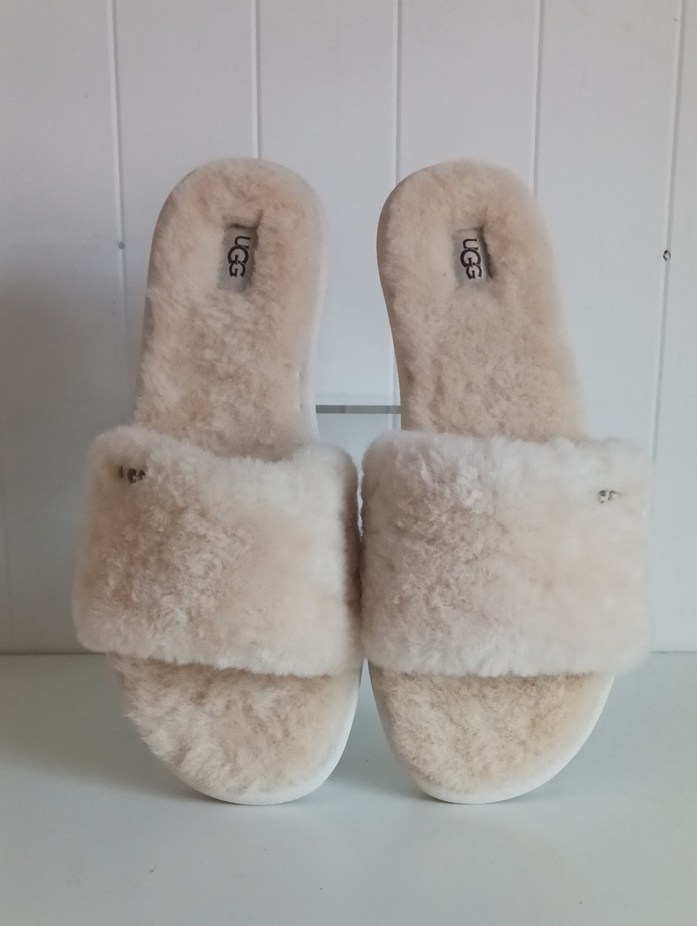 UGG FLEECE PLUSH CREAM SLIDES SLIPPERS